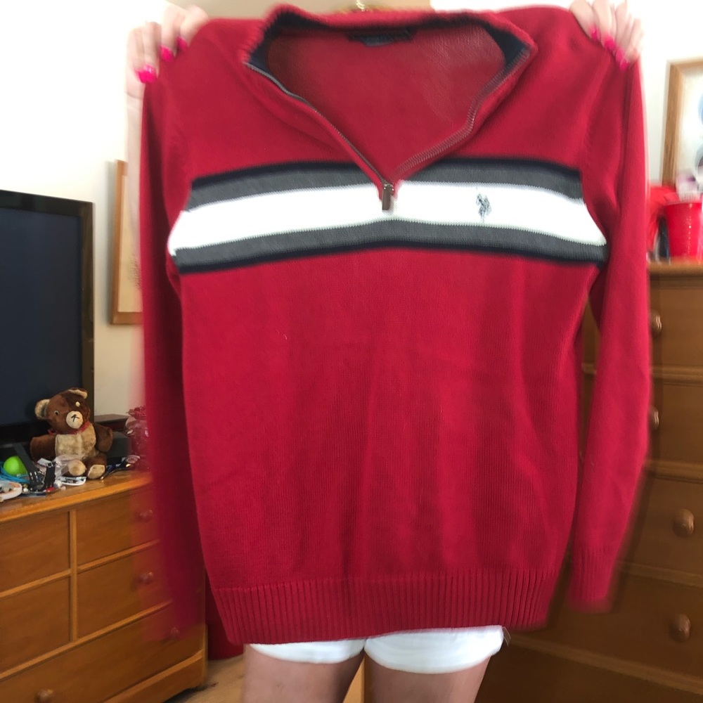 CUTE ZIP UP ALERT 🥳